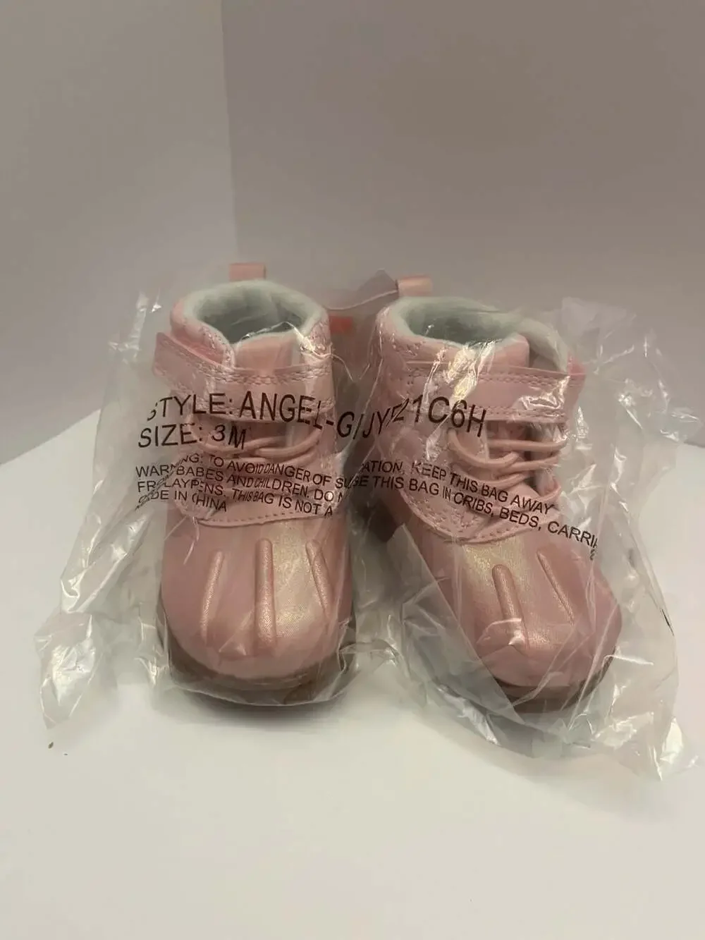 Carters baby/toddler girls size 3 shoes / boots